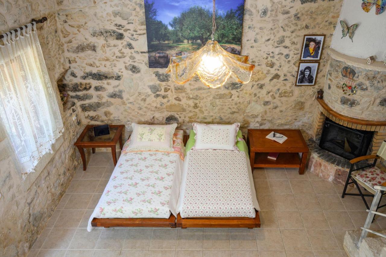 Pagonas Traditional House Mourion  Luaran gambar